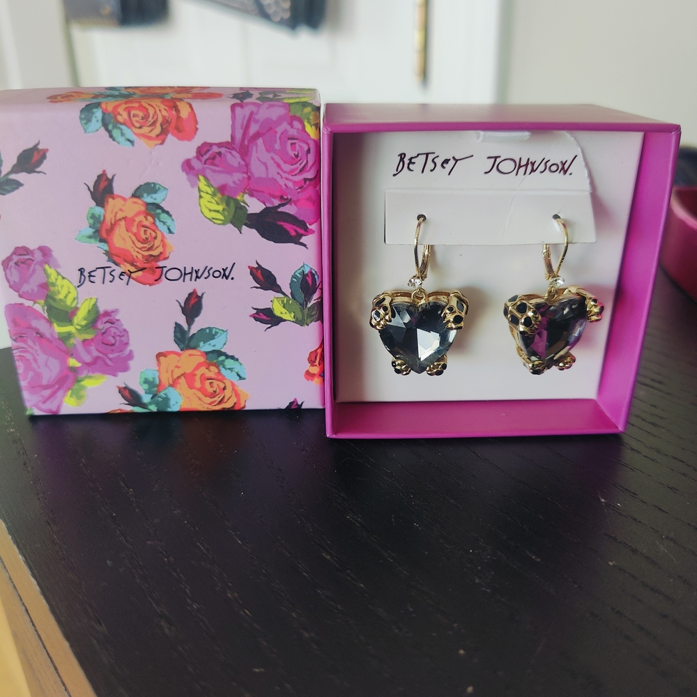 Betsey Johnson Black and Gold Dangle Earrings